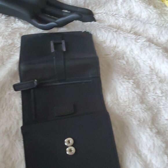 Vintage small faux leather/ soft material wallet - Picture 5 of 7